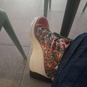 Theodora added a photo of their purchase