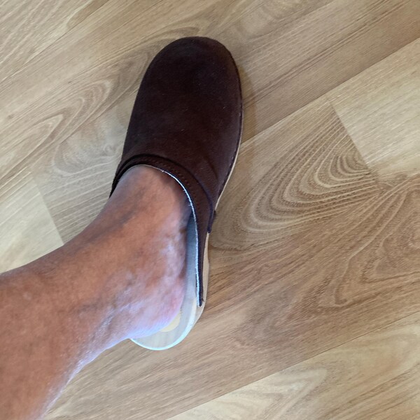 Swedish Wooden Clogs – Low Heel, Closed Toe, Real Leather With Buckle – Handmade In Poland (Bresco Wirginia, Unisex) - View #5
