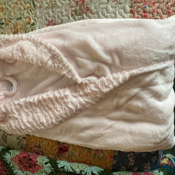 Love This Robe! Women's 48