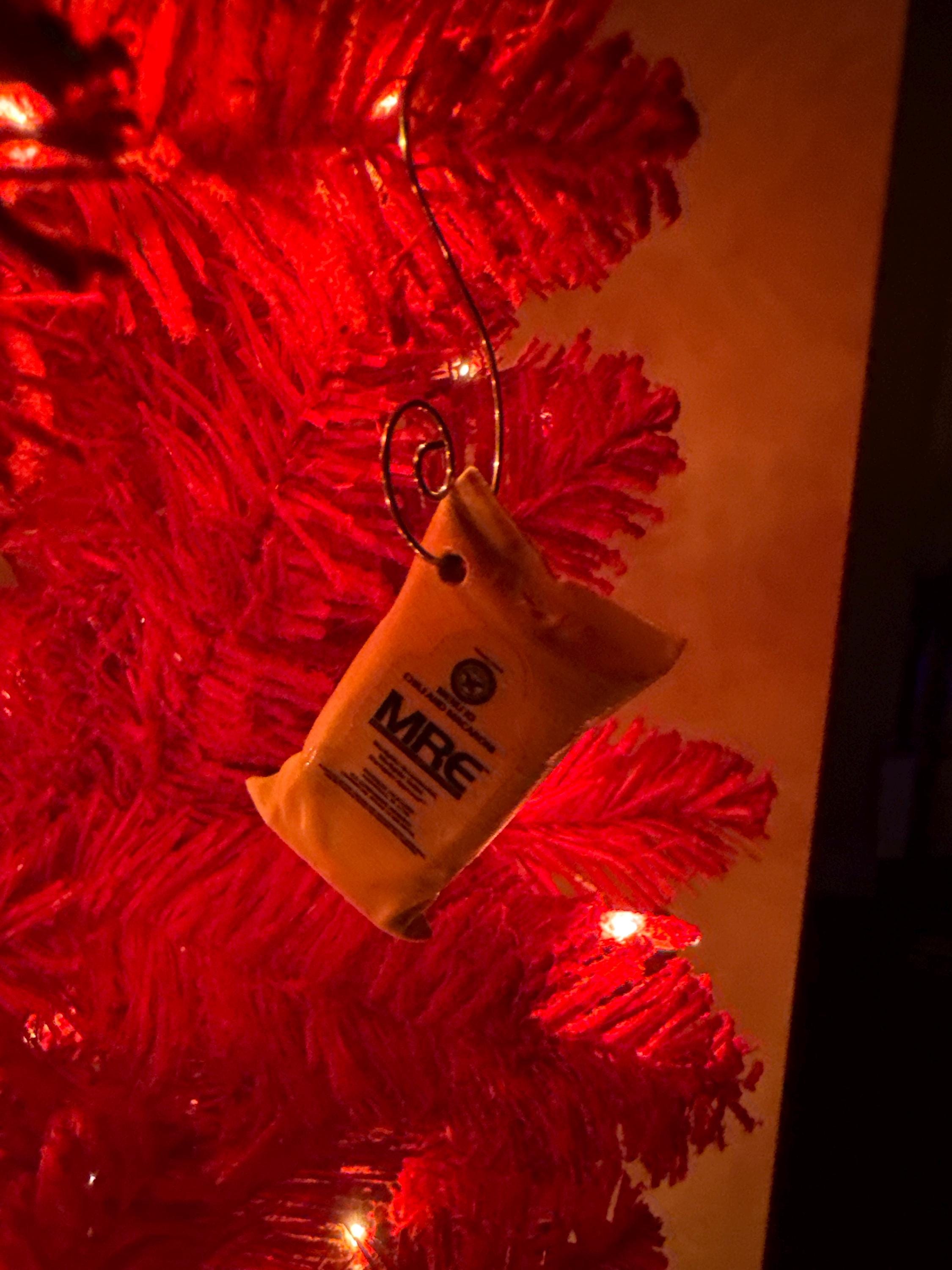 MRE Chili-Mac Keychain -Great Military gift for Army, Marines, Navy, Airforce, Coast Guard or Spaceforce - Perfect gift for Veterans!