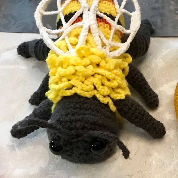 Crochet Pattern - Bumblebee **PATTERN ONLY** - Etsy