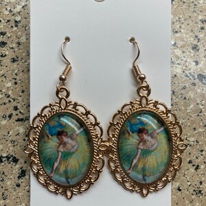 Mariely added a photo of their purchase