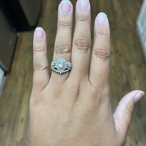 Lindsie added a photo of their purchase