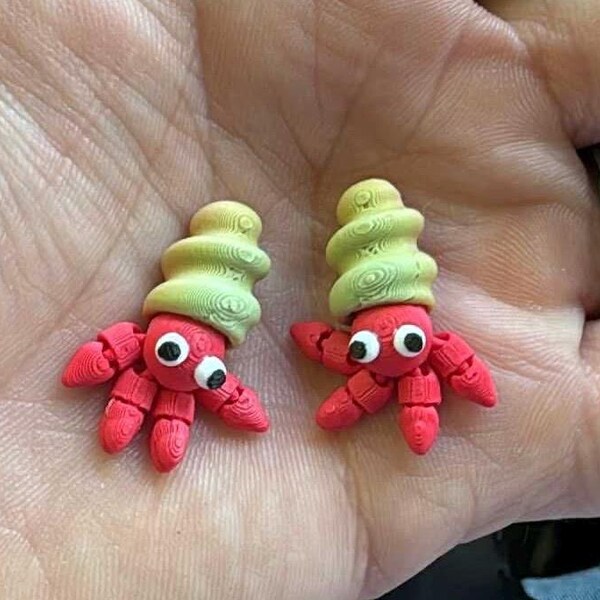 Mini Articulated Ladybug Toy - Tiny 3D Printed Poseable Insect - Cute ...