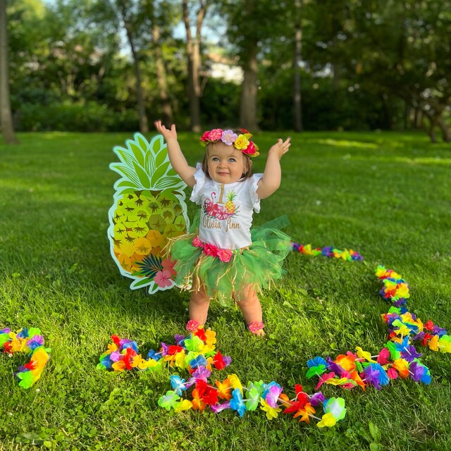 Infant luau deals outfit