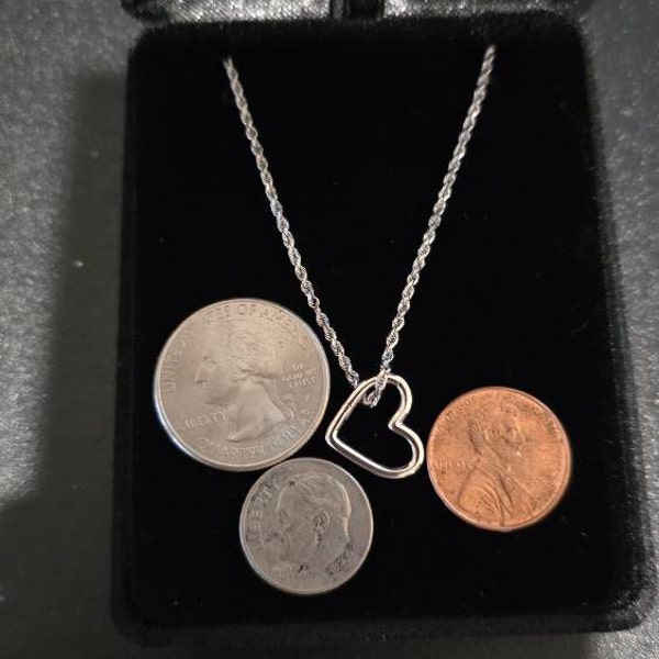 3 Heart Charm Holder Pendant main image 1