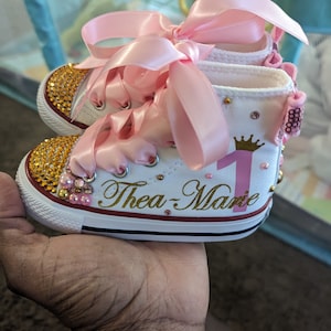 oluwatoyin added a photo of their purchase