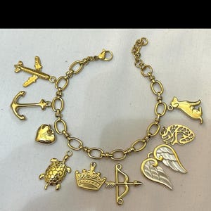 Klaudine added a photo of their purchase