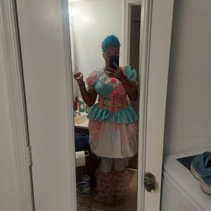 Jamela added a photo of their purchase