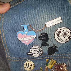 Aaliah added a photo of their purchase