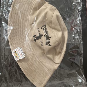 Disneyland Resort Original Bucket Hat
Adult Tan Mickey Mouse Disney Mickey Mouse Bucket Hat Tokyo Disneyland 40th  main image 3