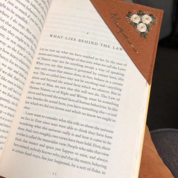 Personalised Embroidered Corner Bookmark. Felt Corner Bookmark. - Etsy