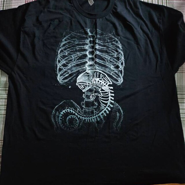 Alien X-ray T-shirt / Xenomorph Anatomy 100% Cotton Tee / Men's