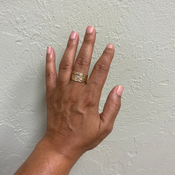 Dainty Gold Ring 7-band Stack Set Gold Ring Set Hammered Gold Rings ...