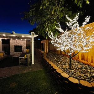1.5m/5ft Height Outdoor waterproof Artificial Christmas Tree LED Cherry Blossom Tree Light 480pcs LEDs Straight Tree Trunk main image 0