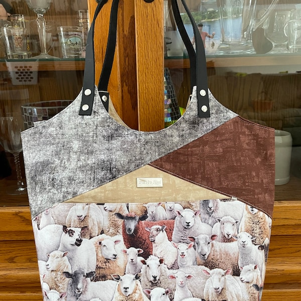 Sheep Charm With Lobster Clasp - Farm Animal Zipper Pull For Bags & Jewelry Making