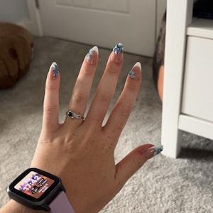 Freya added a photo of their purchase