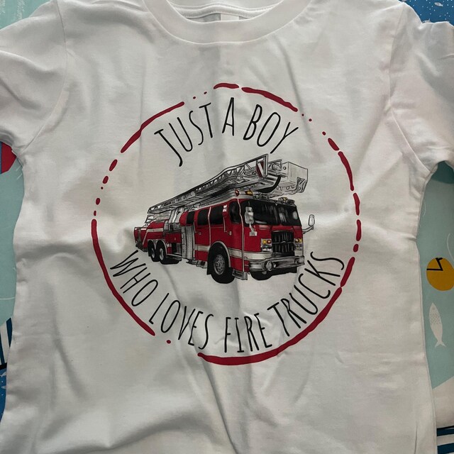 Threadrock Toddler Fire Truck Santa T-Shirt - Christmas Themed Shirt For Little Boys