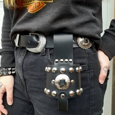 Western Scalloped Concho Belt main image 1