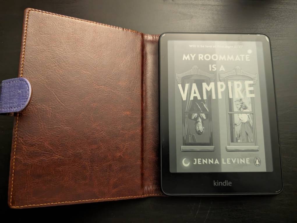 KleverCase Book Look eReader Case for Kindle Colorsoft, Paperwhite, Kobo, Storytel and more.