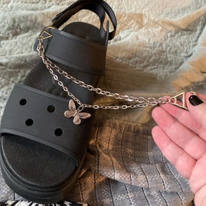 Taylor added a photo of their purchase