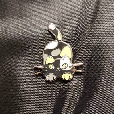 Autistic Pride 1.5 Inch Infinity Gold Enamel Pin Brooch Autism Neurodiversity