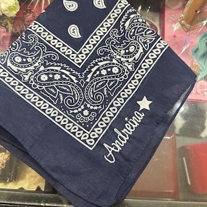 Andreina added a photo of their purchase