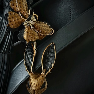 Zhuowa added a photo of their purchase