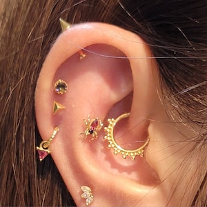Paire De Boucles D'oreilles Fantaisie - Modèle 117-48/A0-65 - Occasion, A été Portée