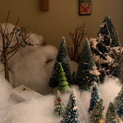 Bottle Brush Trees Frosted Small Village Trees Train Village - Etsy