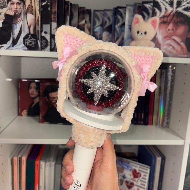 アイドル SKZOO LIGHT STICK COVER VER.2 FoxI.Ny SKZ'S MAGIC SCHOOL - SKZOO LIGHT STICK COVER VER.2 – ONTACT