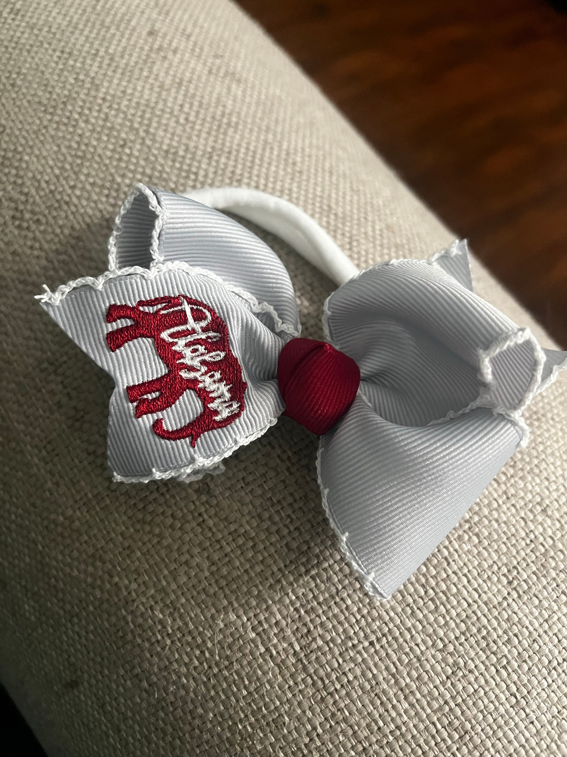 Alabama hairbow - Elephant hair bow- Collegiate hair bow- School bow- Embroidered bow-Moonstitch bow- Hair bow for girls- baby hair bows-bow