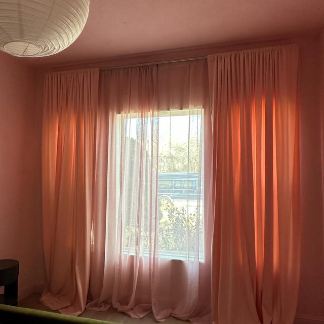 Tende doppie 2 in 1: trasparenti e oscuranti - 2 pannelli rosa cipria 132x160 cm con anelli in metallo | Leroy Merlin