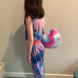 Leticia added a photo of their purchase