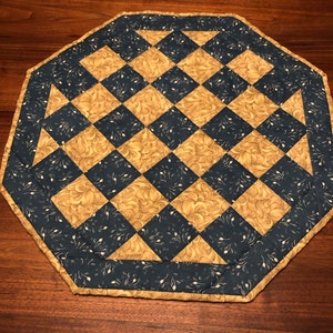 Easy Octagon Patchwork Table Topper PDF Pattern, Village