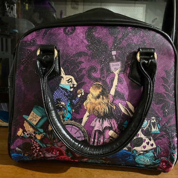 Succubus Bags Alice In Wonderland Book Shoulderbag Purple main image 0