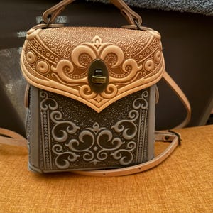 U added a photo of their purchase