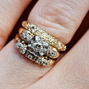 Unique Flower 10K/14K/18K Plain Gold Wedding Band Antique Unique Flower 10K/14K/18K Plain Gold Wedding Band Antique