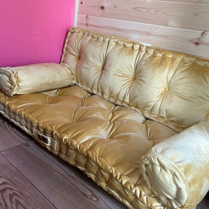 Victoria added a photo of their purchase