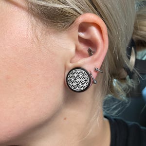 Lo added a photo of their purchase