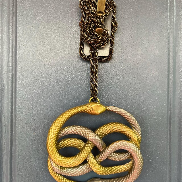 Ciondolo Auryn – La Storia Infinita | Collana ispirata a The
