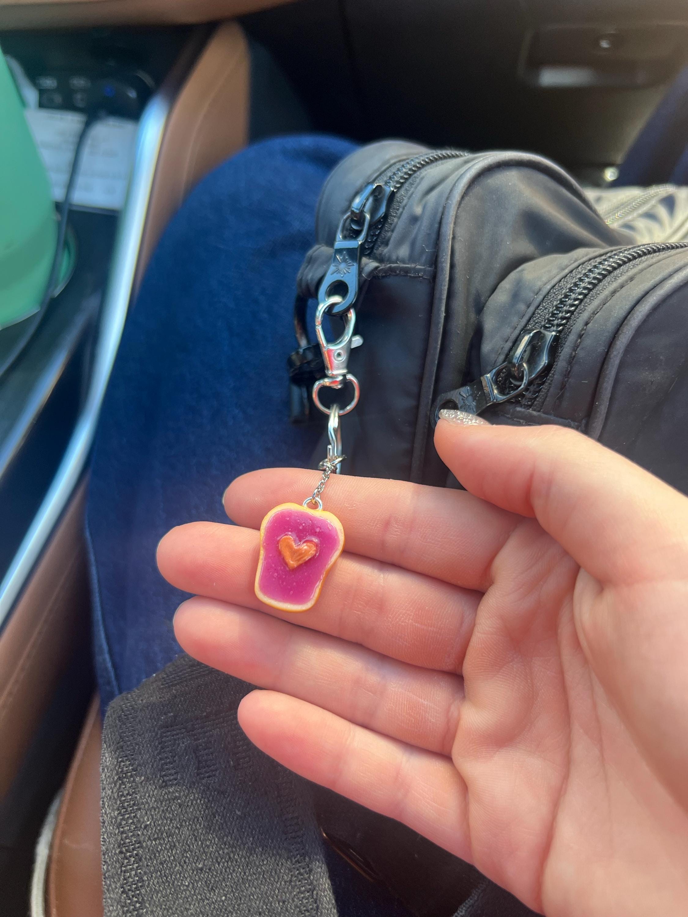 Peanut Butter and Jelly Heart Keychain Set, Grape, Best Friend&#39;s Keychains (or Phone Charms), Great Gift for Mom, Daughter, Sister, Cute :D