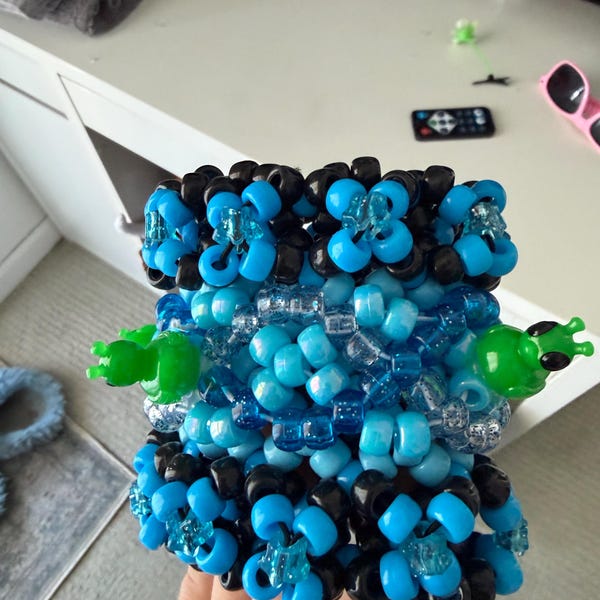 Spinning Alien Duckies in the Galaxy| Handmade Kandi Bead Bracelet| 3D ...