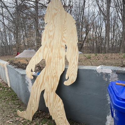 7ft 8ft 10ft Life Size Bigfoot Pattern , Yeti, Sasquatch Silhouette ...