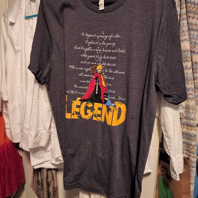 ディズニー ソード・イン・ザ・ストーン Tシャツ アーサー王 マーリン 