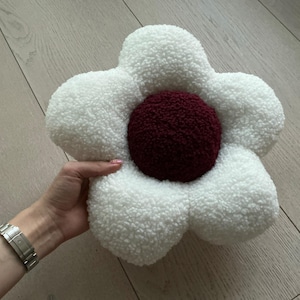 Lea-Marlen added a photo of their purchase
