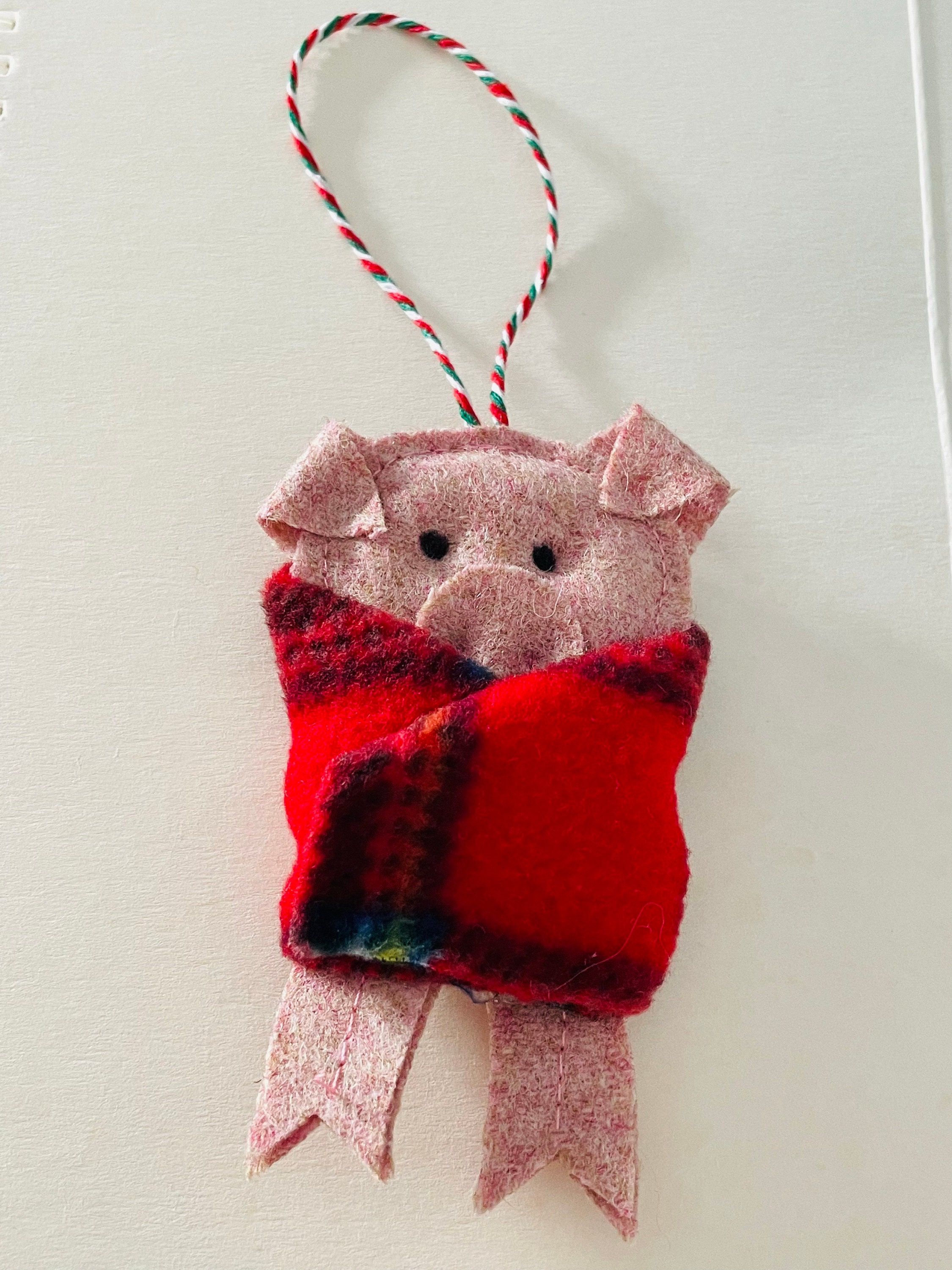 Pigs in blankets Christmas decoration, Christmas ornament, Tree decoration, Christmas decor, Christmas tree, vegan gift, pig lover