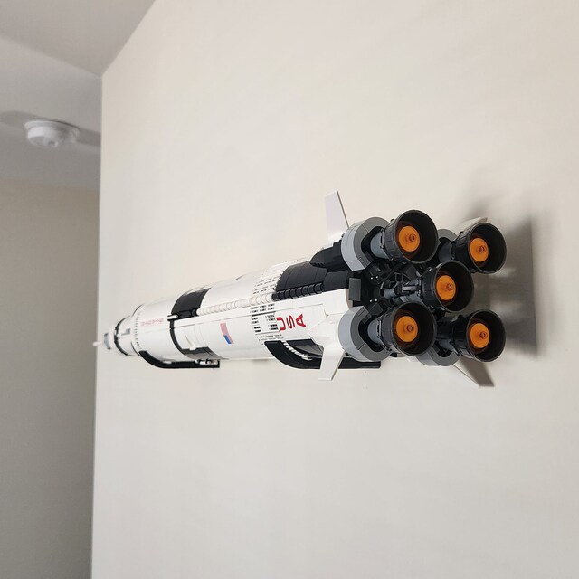 Ultimate Display Solutions 壁掛けディスプレイ、Lego 21309/92176