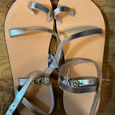 vibram barefoot sandals