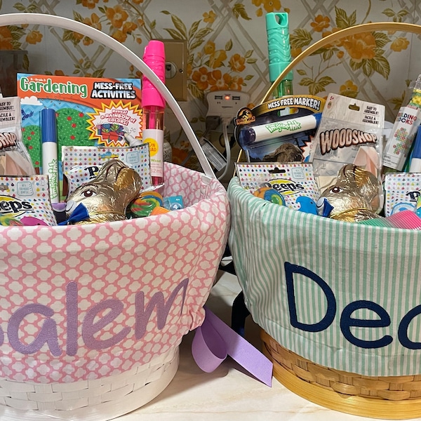 Easter Basket with Floral Liner and Bow main image 0